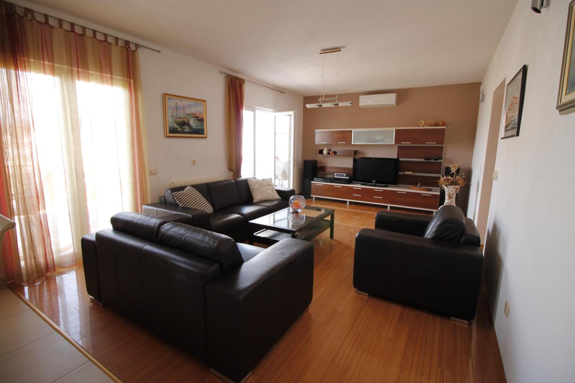 Apartments Tonka 트로기르 객실 사진